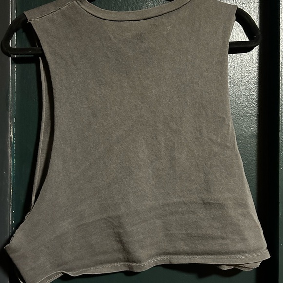 Cropped Tank - Picture 2 of 2